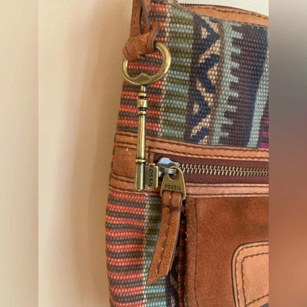 Fossil weaved leather boho bohemian crossbody southwestern grunge festival vtg